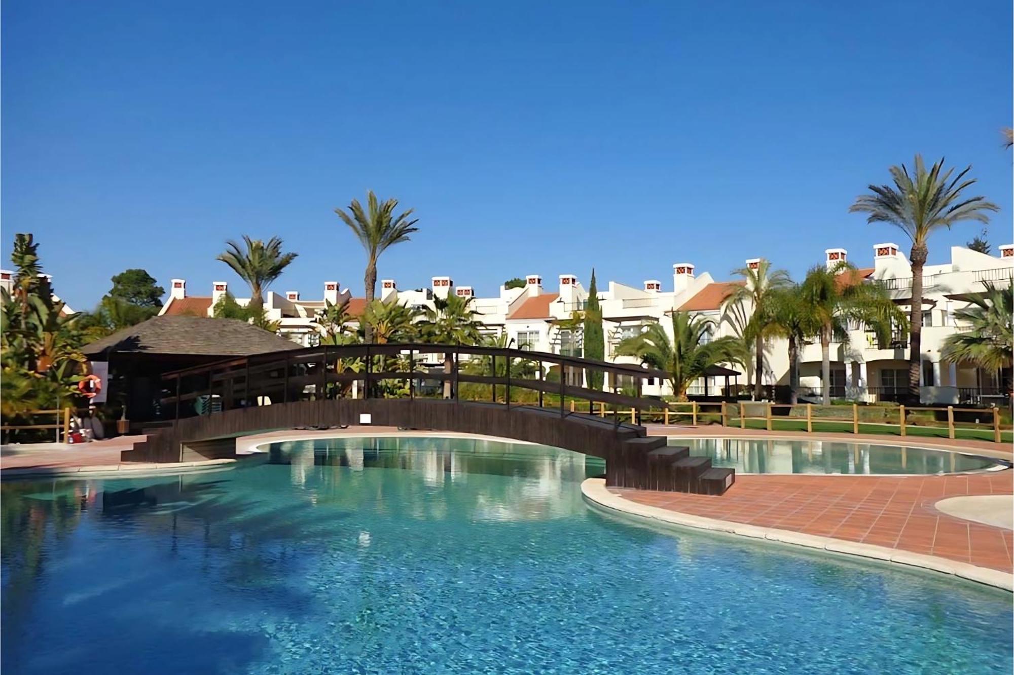 Luxury 3 Bedroom Apartment On Gated Complex クアルテイラ エクステリア 写真